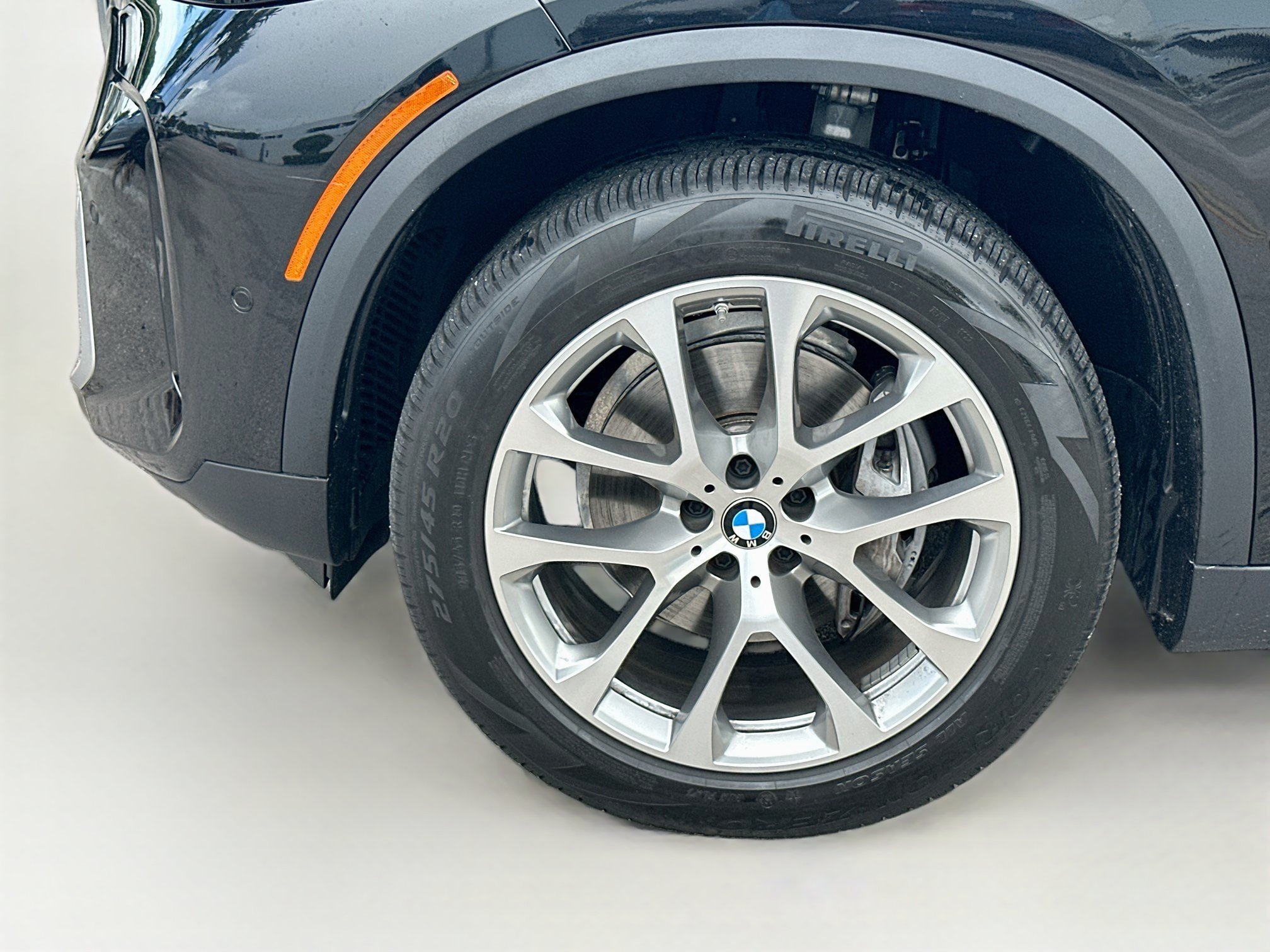 Used 2024 BMW X5 sDrive40i w/ Parking Assistance Package RWD image 32