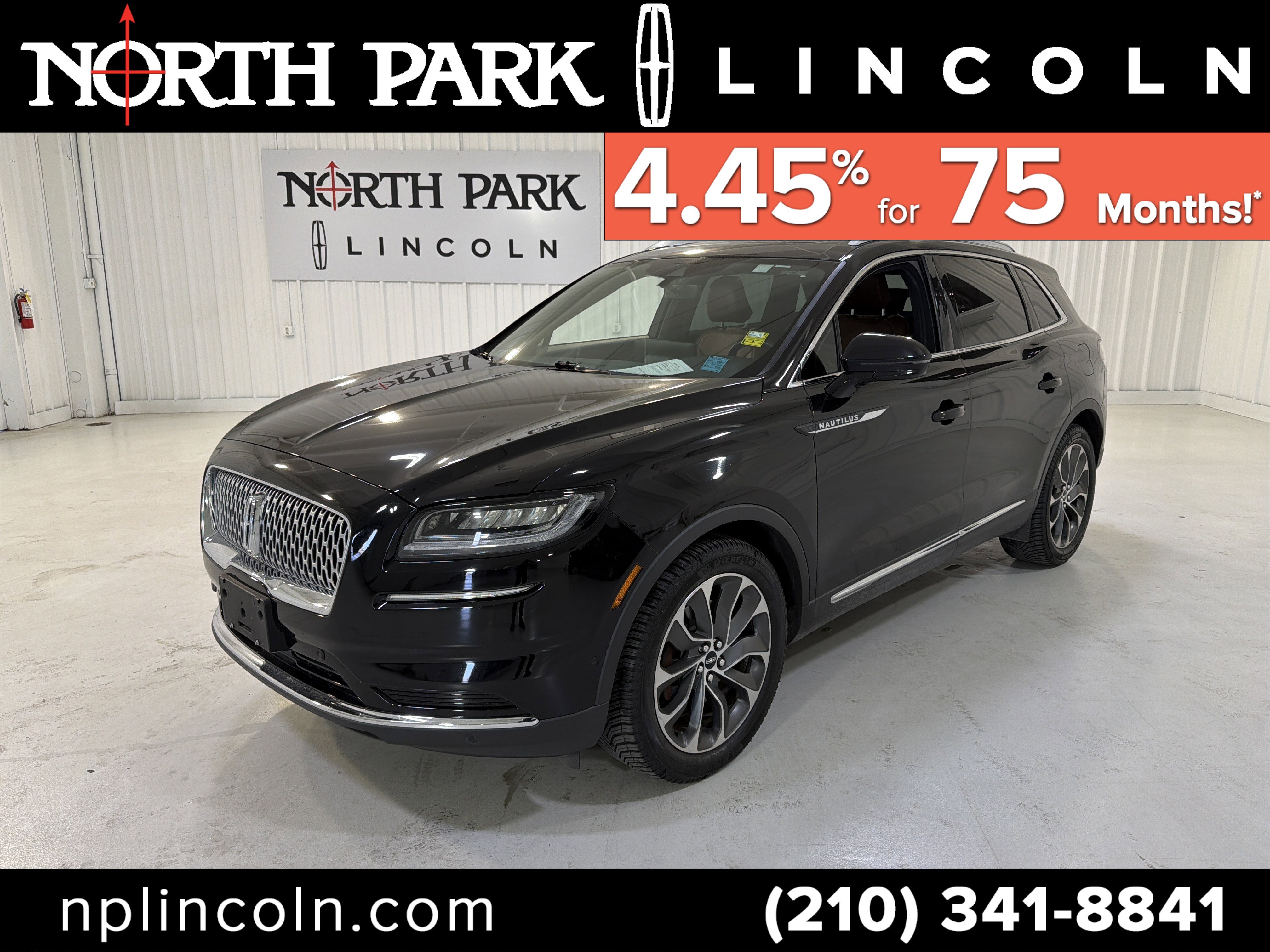 Used 2022 Lincoln Nautilus Reserve image 1