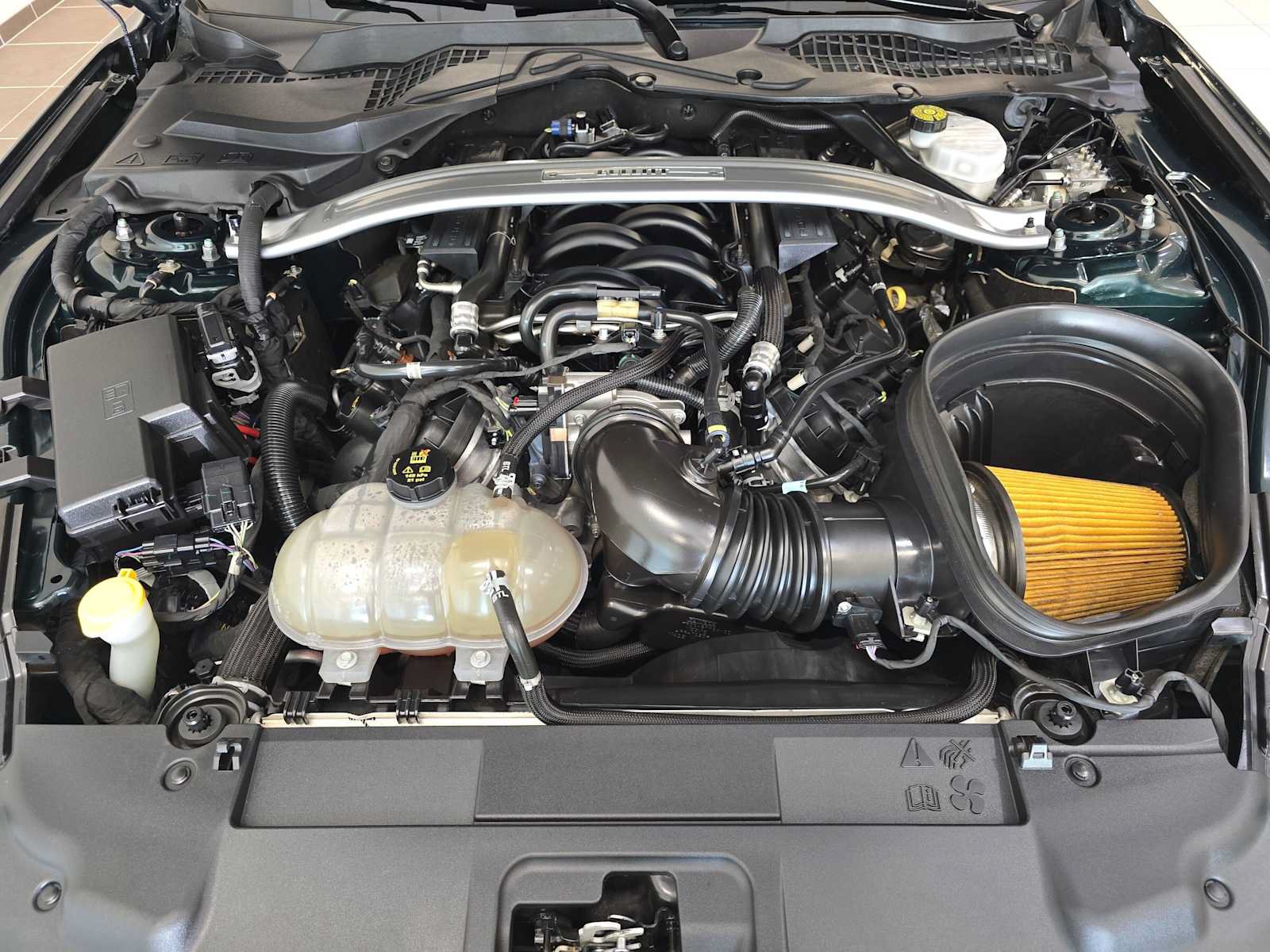 Used 2019 Ford Mustang Bullitt RWD image 9