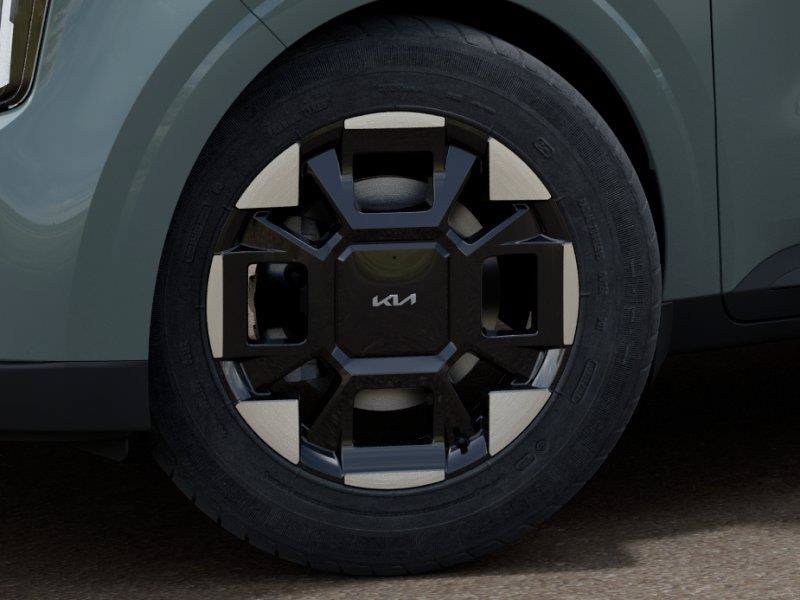 New 2027 Kia Carnival EX FWD image 9