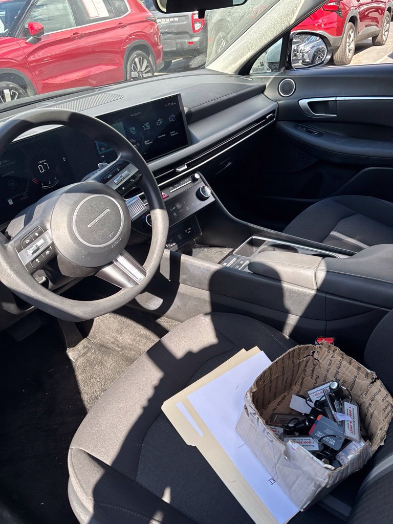 Used 2025 Hyundai Sonata SEL FWD image 8