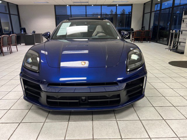 Used 2024 Porsche Panamera 4 image 8