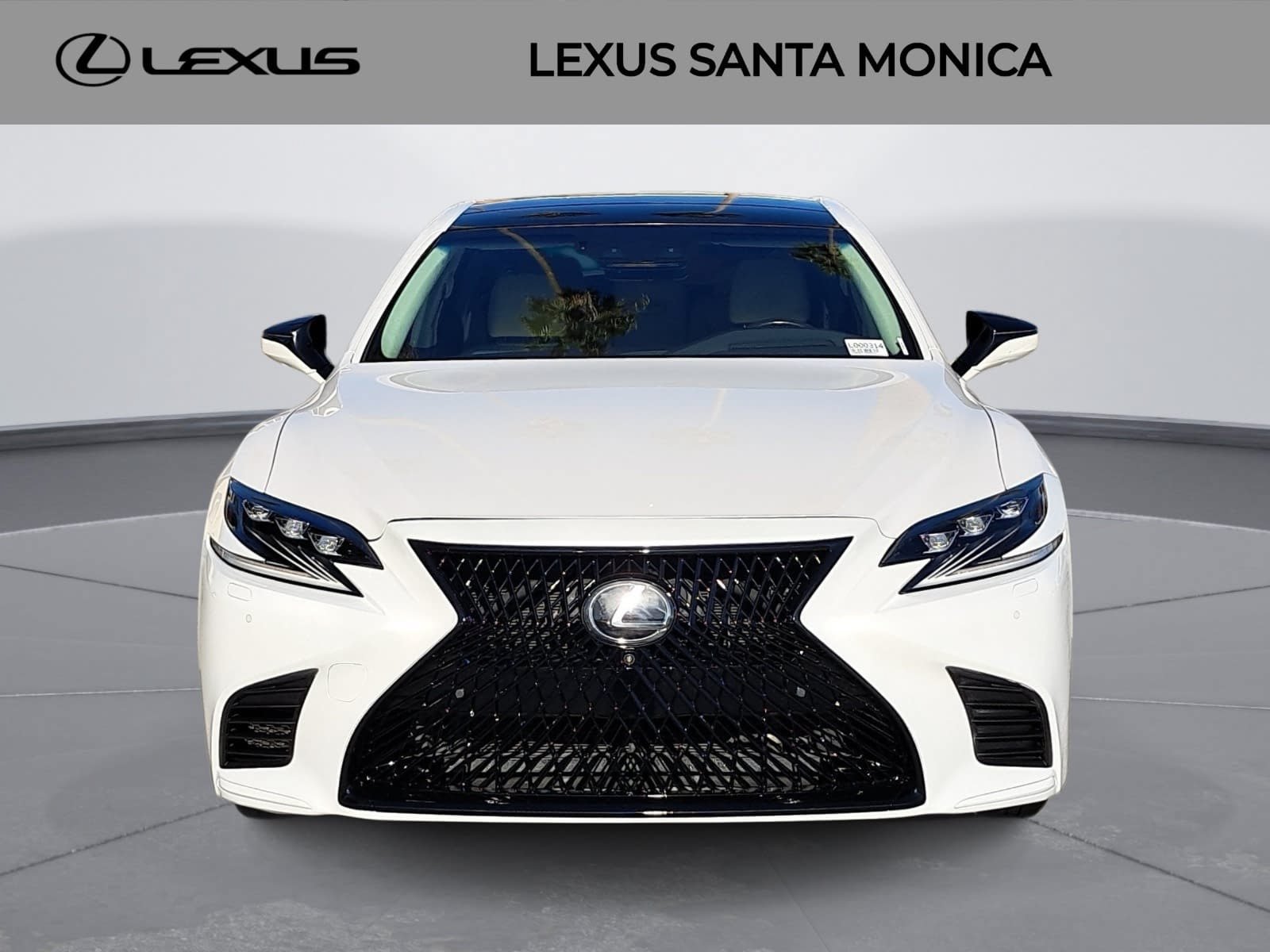 Used 2018 Lexus LS 500 w/ Luxury Package RWD image 2