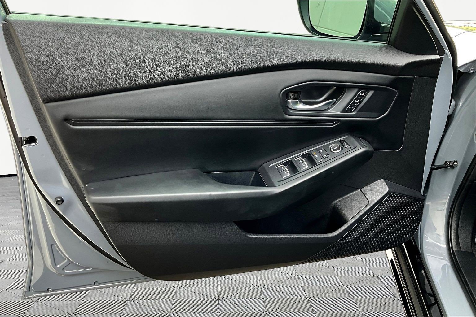 Used 2023 Honda Accord EX-L image 21