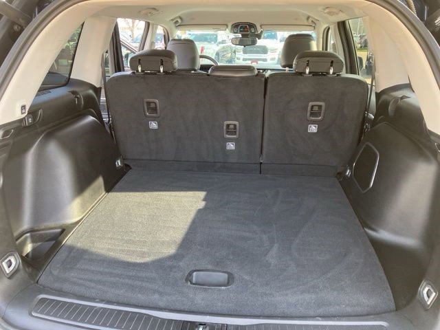 Used 2023 Jeep Grand Cherokee Limited image 23