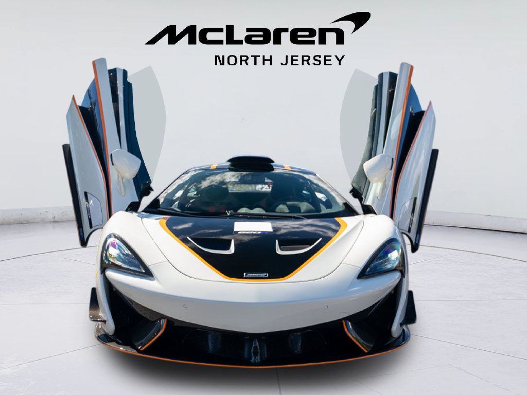 Used 2020 McLaren 620R RWD image 15
