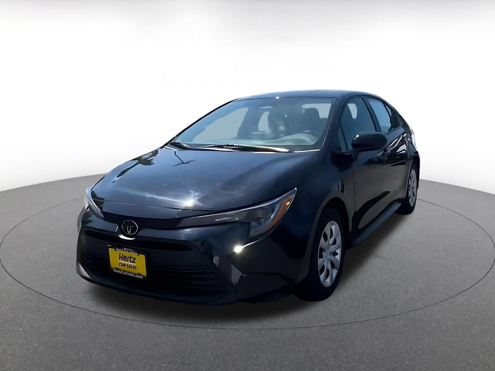 Used 2025 Toyota Corolla LE FWD image 7