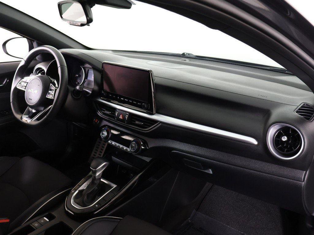 Used 2024 Kia Forte GT-Line image 25