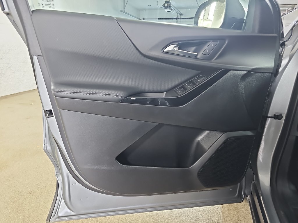 Certified 2026 Chevrolet Equinox LT AWD/4WD image 32