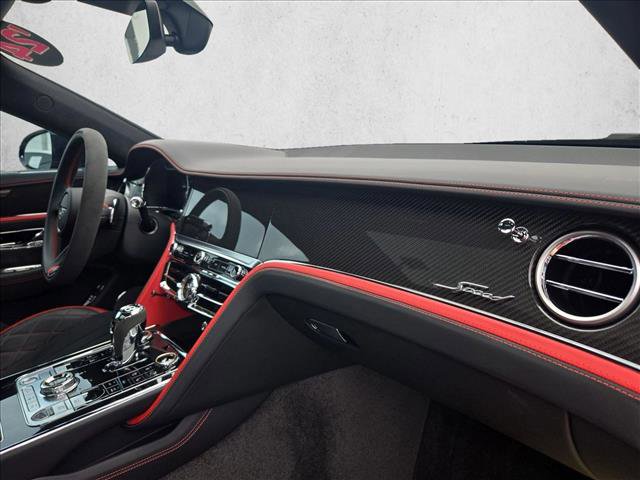 Used 2024 Bentley Flying Spur W12 image 22