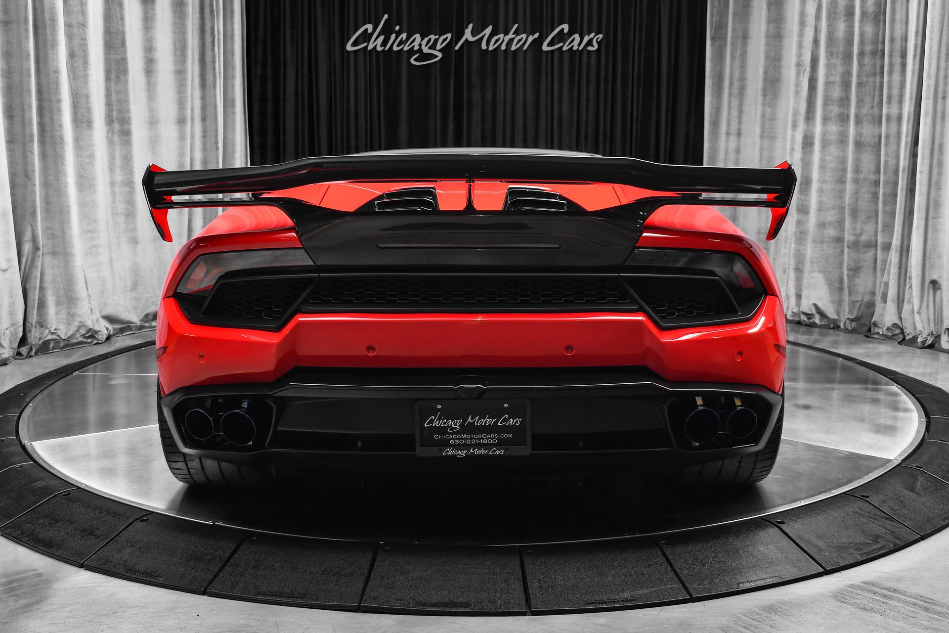 Used 2019 Lamborghini Huracan LP 580-2 image 4