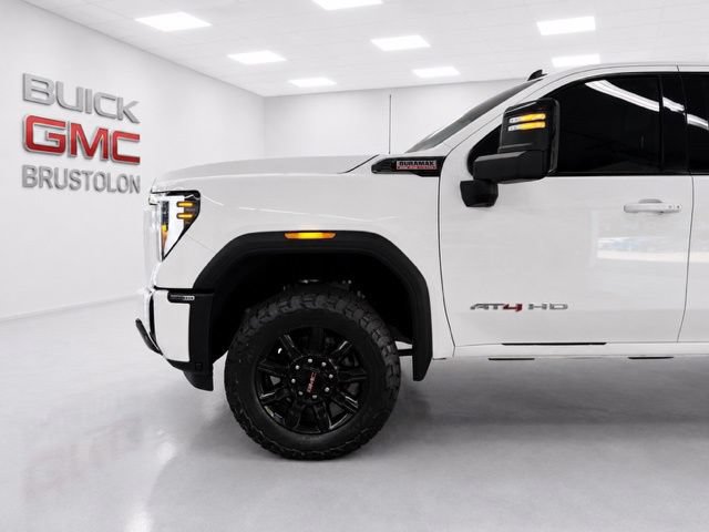 Used 2026 GMC Sierra 2500 AT4 AWD/4WD image 9