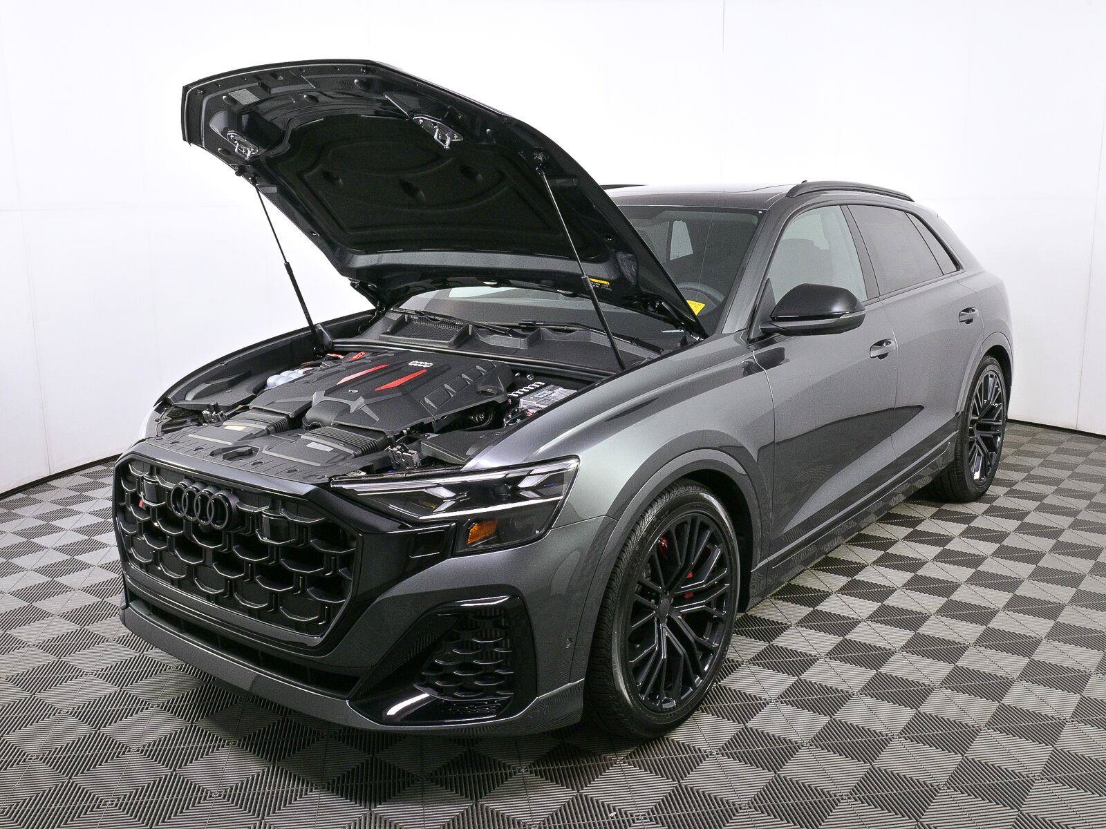 New 2026 Audi SQ8 Prestige AWD/4WD image 34
