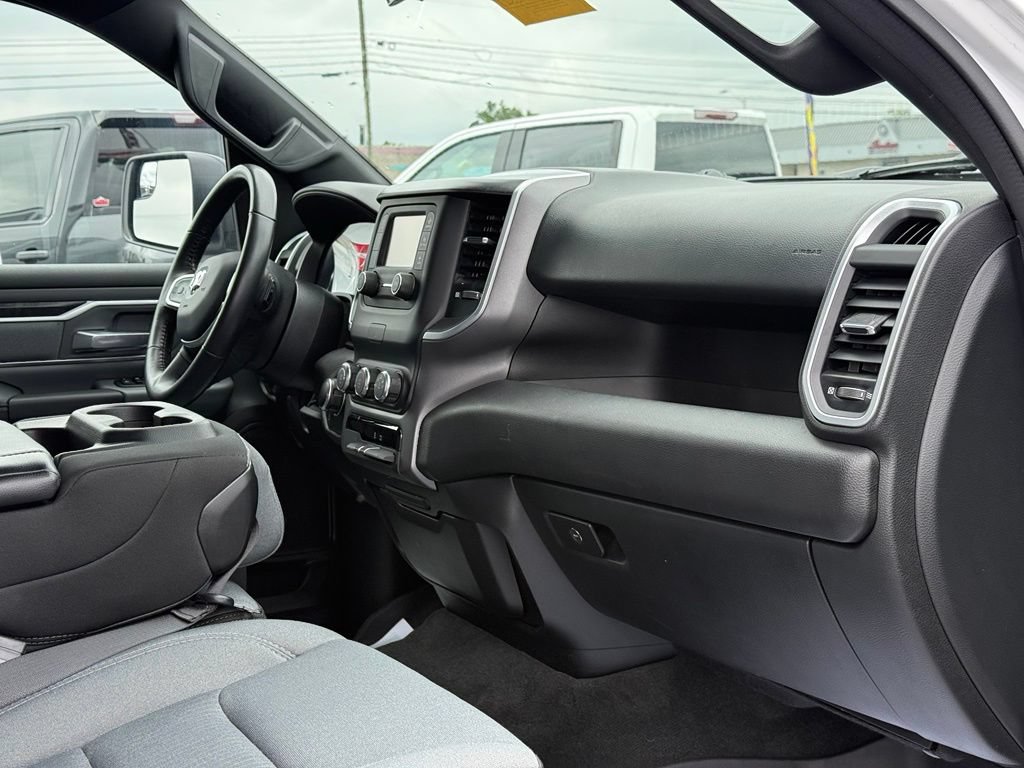 Used 2022 RAM 1500 Big Horn AWD/4WD image 18