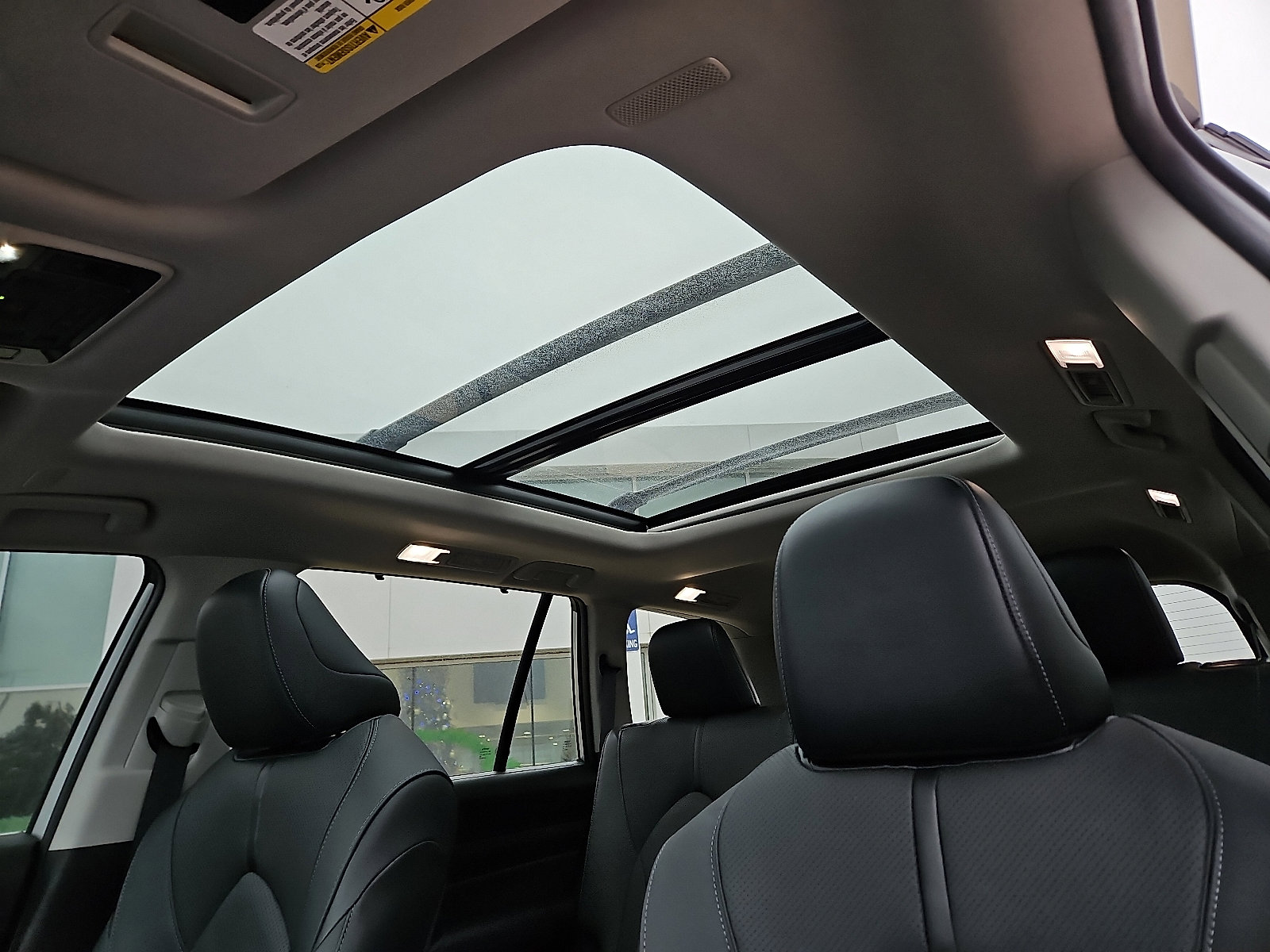 Used 2024 Toyota Grand Highlander Limited image 12