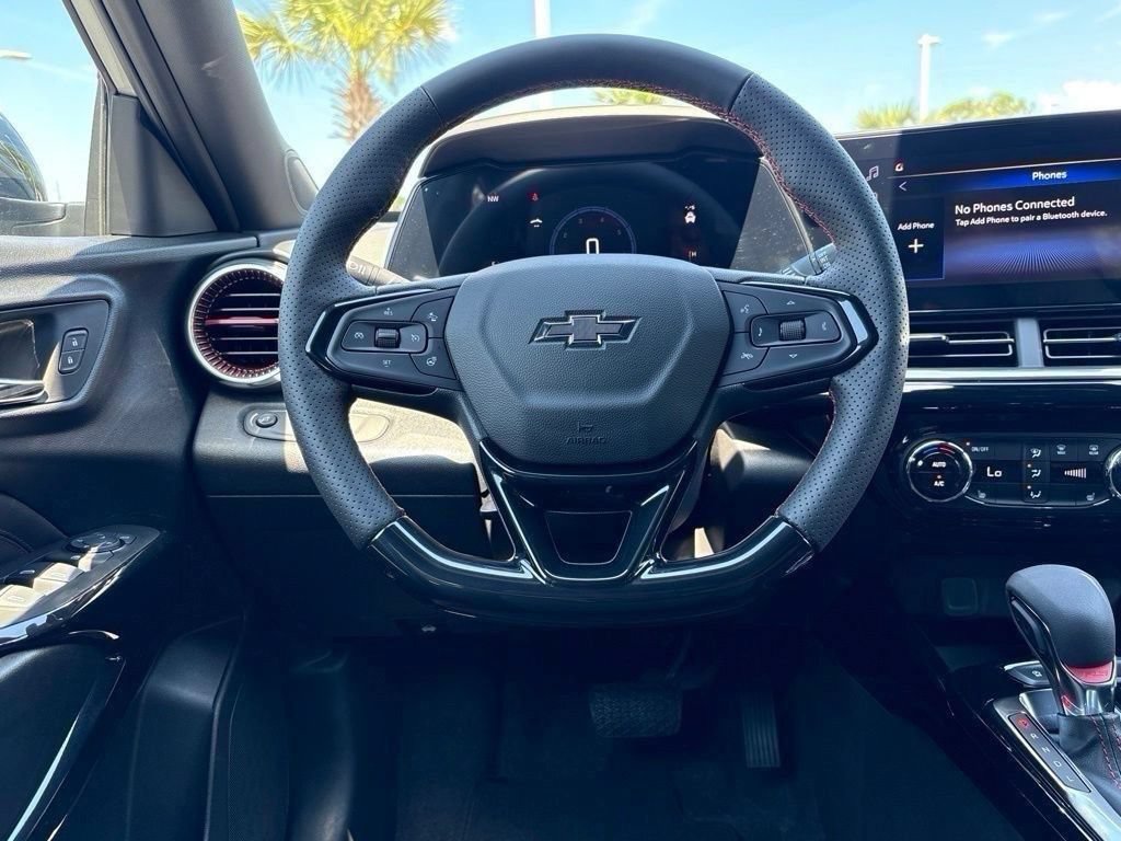 New 2026 Chevrolet Trax RS w/ Sunroof Package FWD image 24
