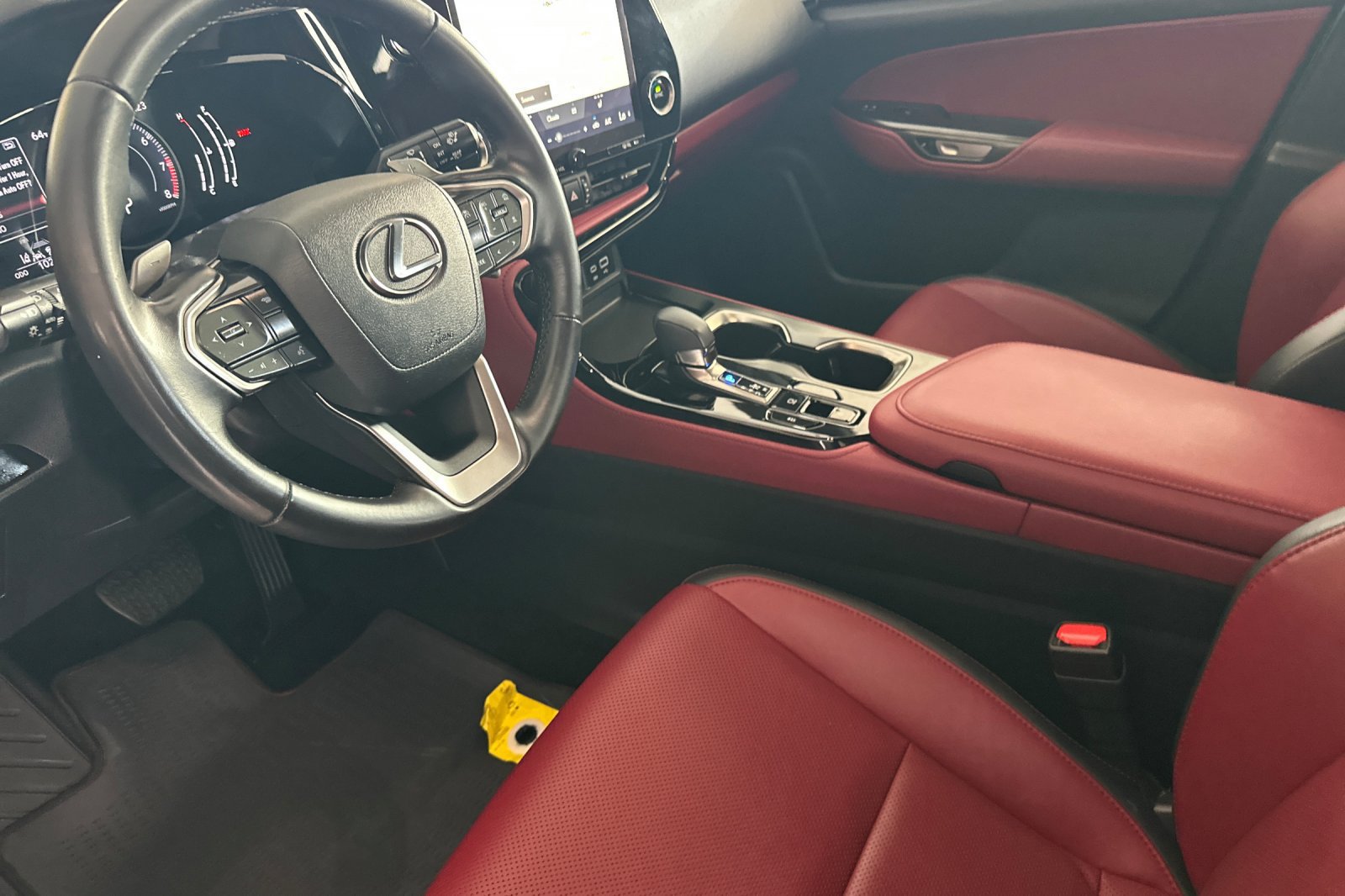 Certified 2025 Lexus NX 250 FWD image 7