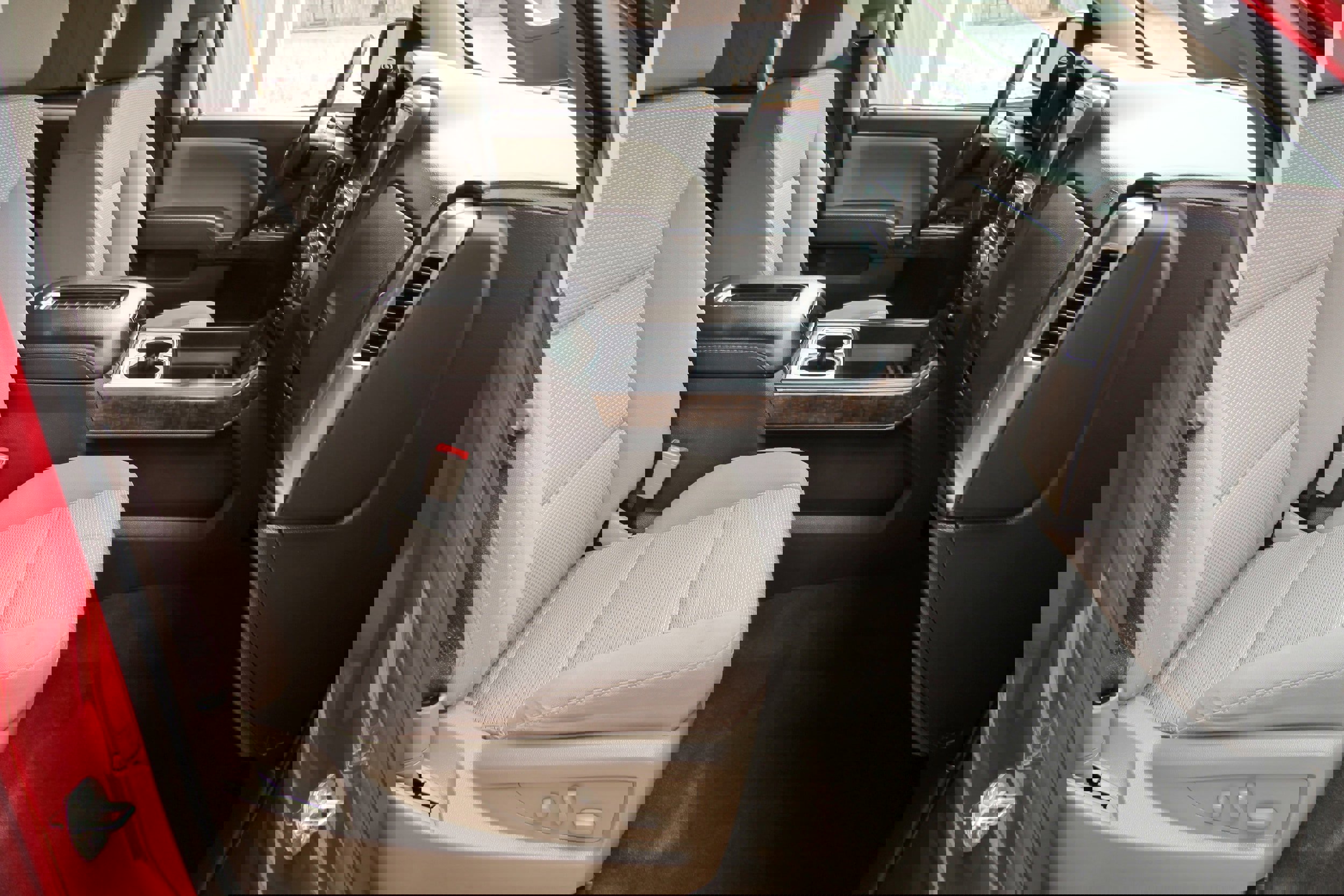 Used 2018 Chevrolet Silverado 1500 LT w/ Texas Edition image 37