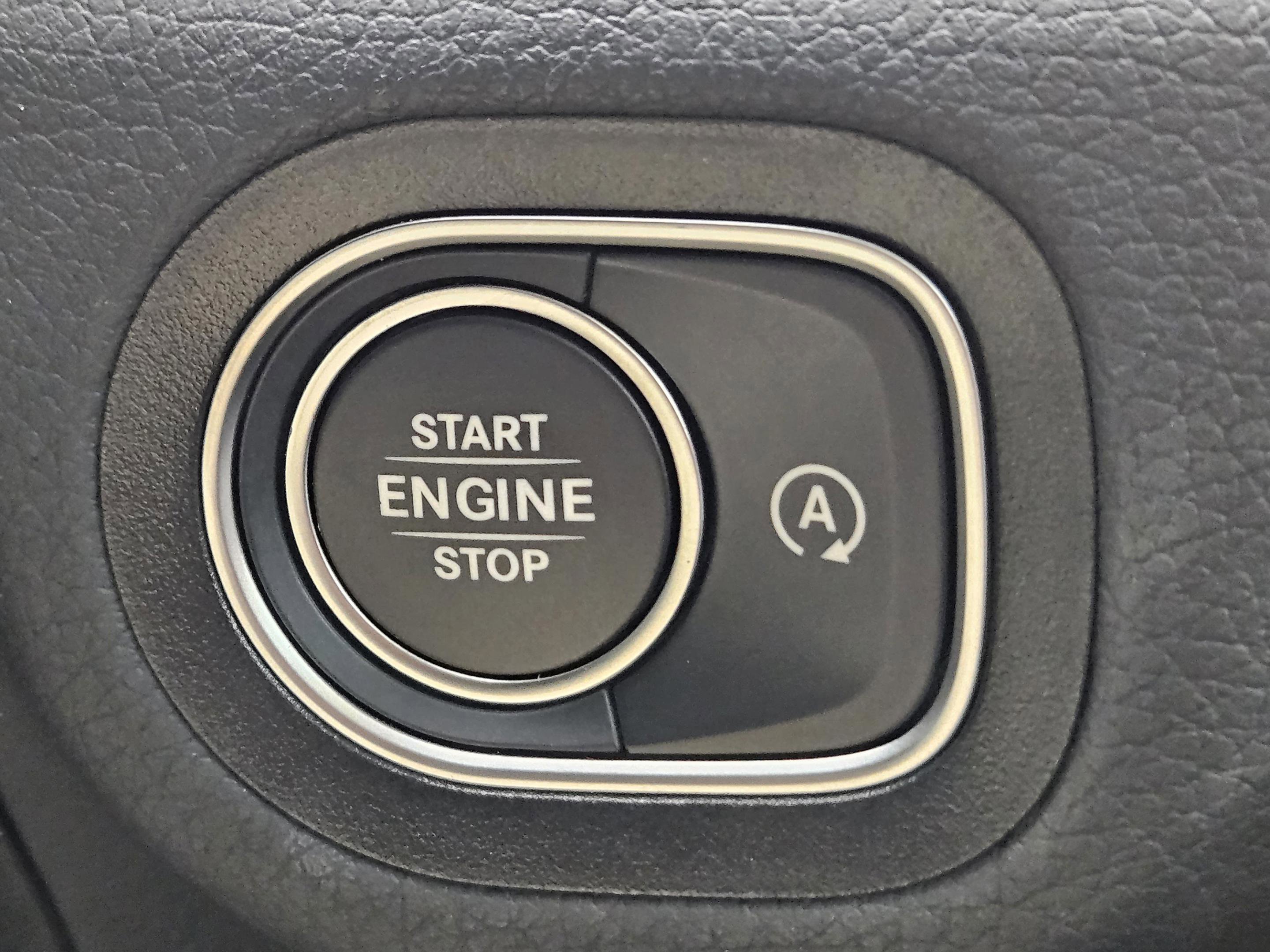 Certified 2026 Mercedes-Benz GLS 450 4MATIC image 13