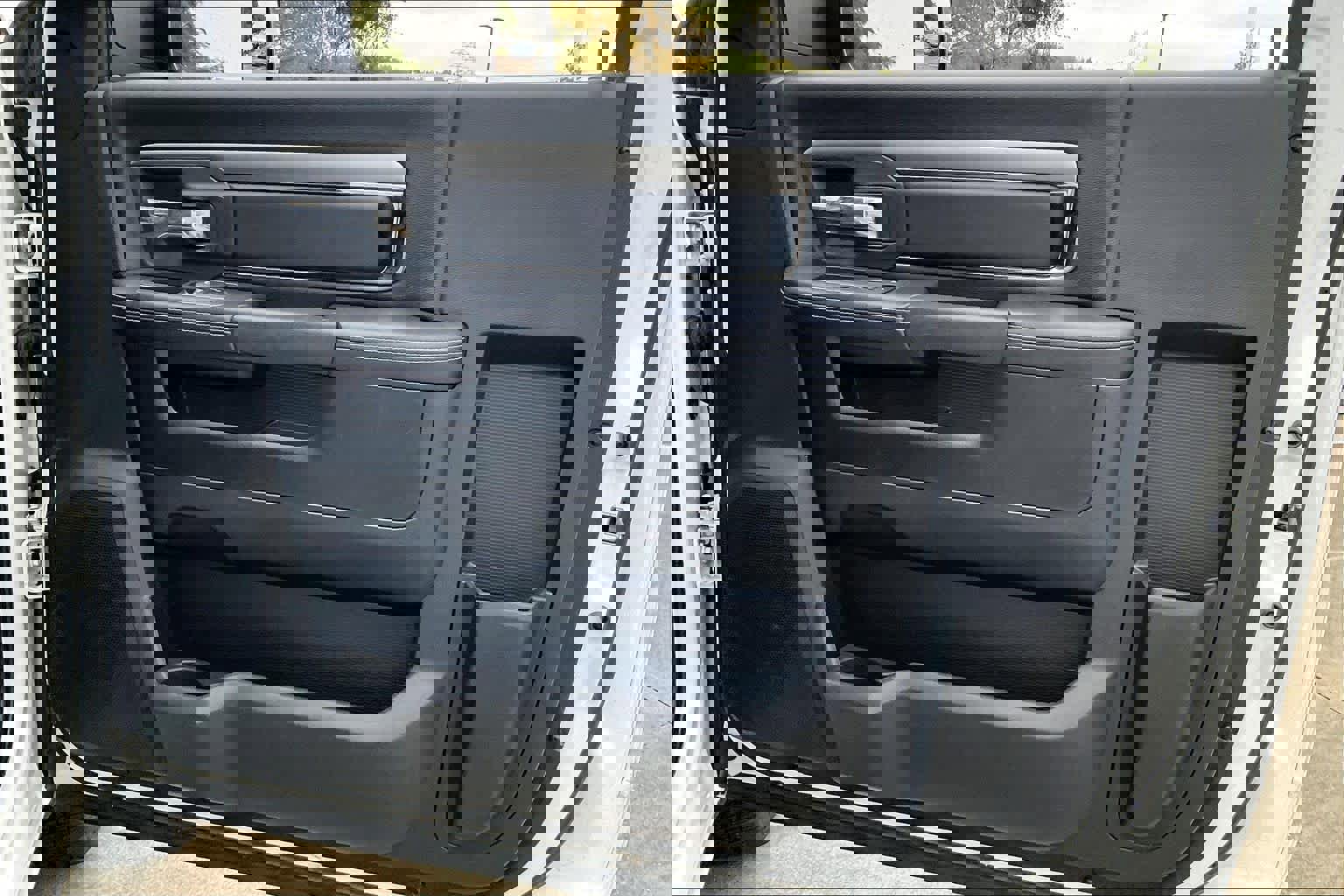 Used 2018 RAM 1500 Sport image 17