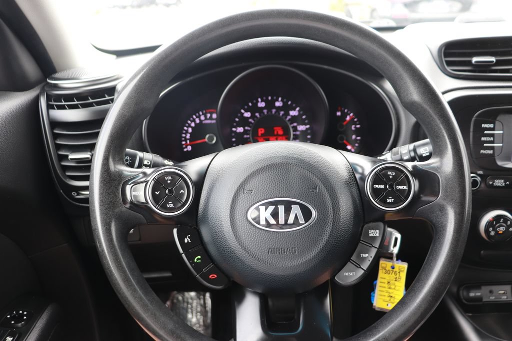 Used 2018 Kia Soul FWD image 17