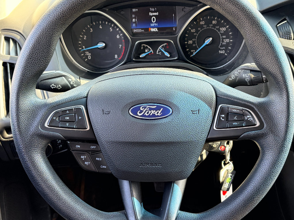 Used 2017 Ford Focus SE FWD image 14
