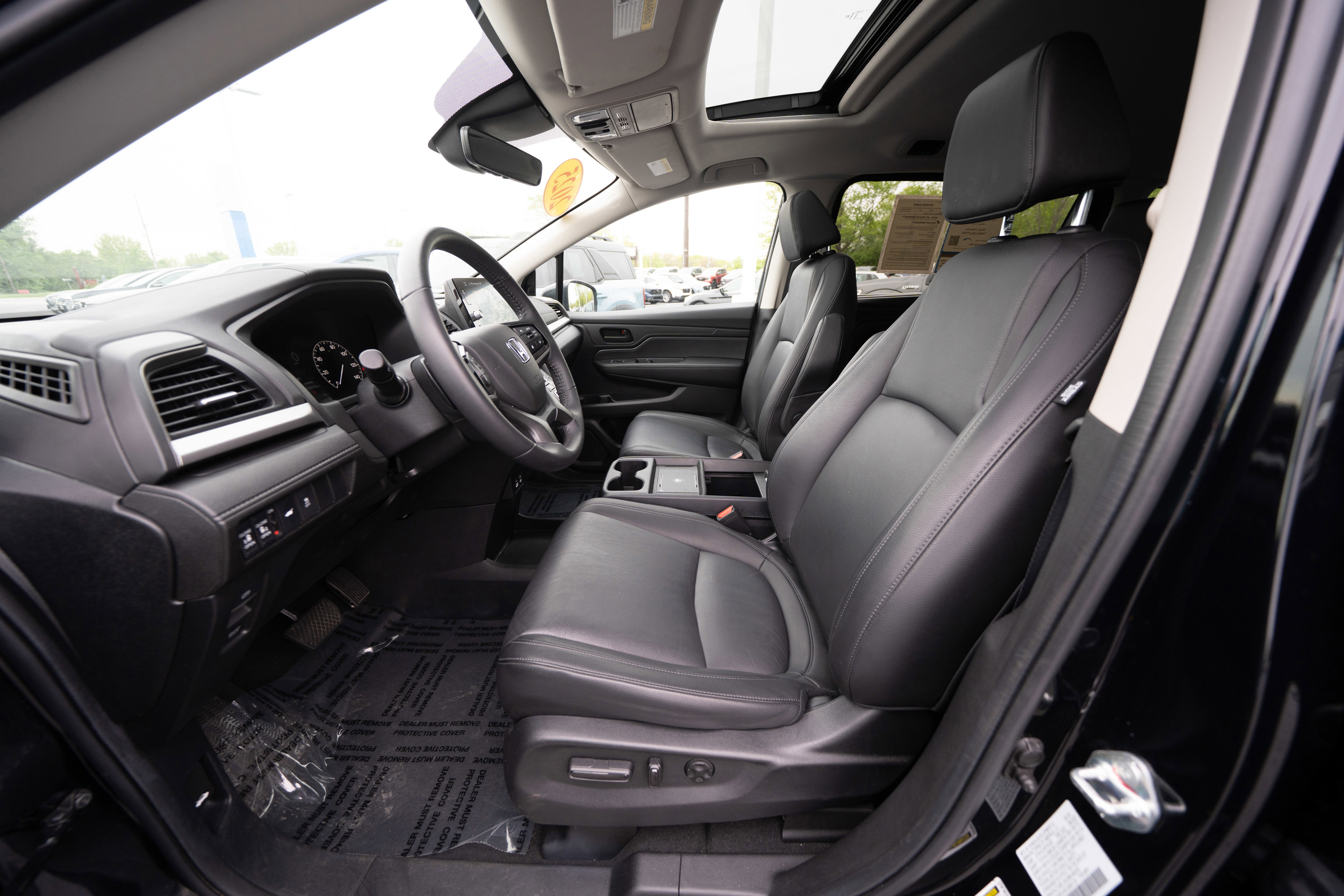 Used 2025 Honda Odyssey EX-L image 9