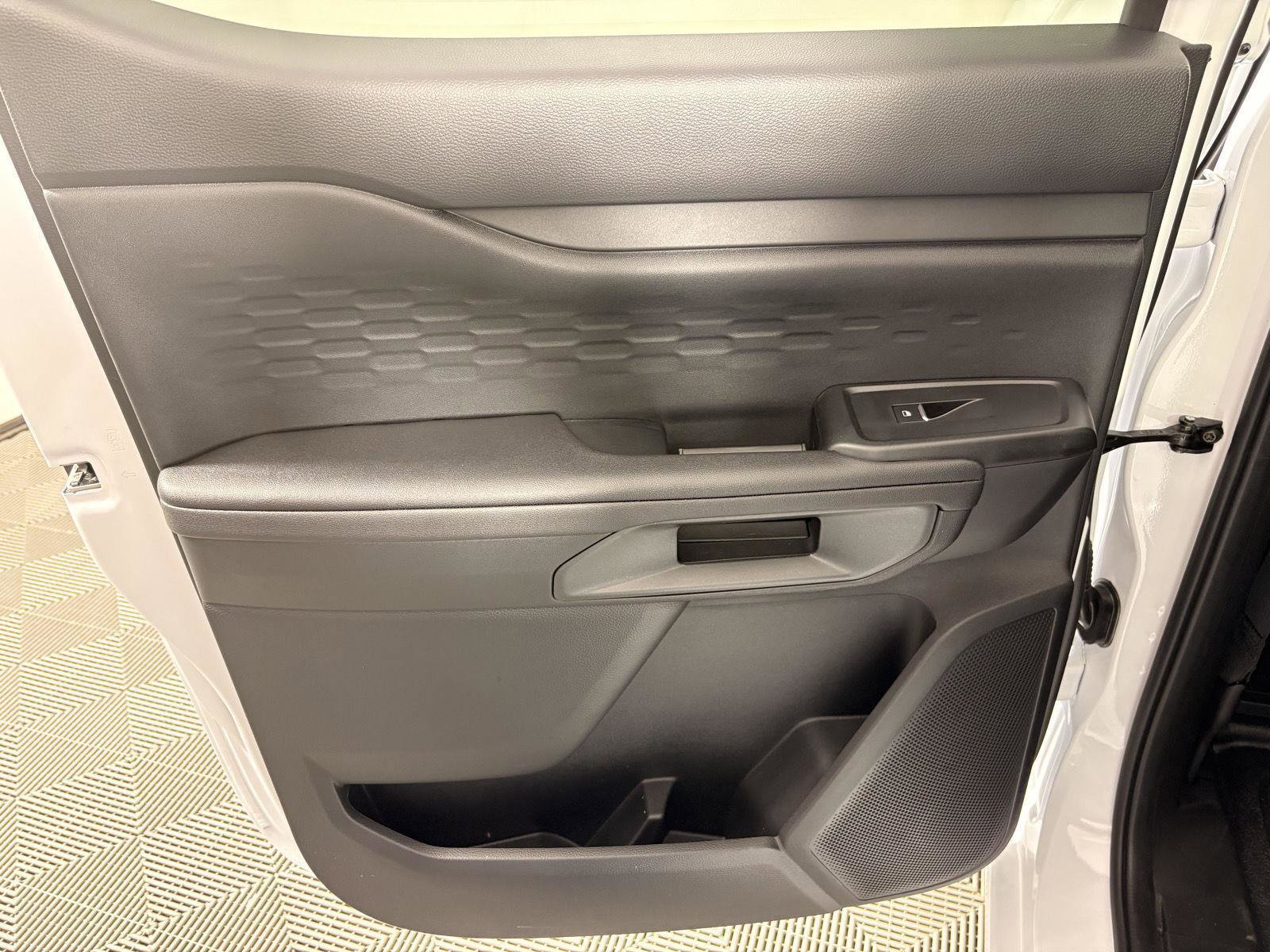 Used 2025 Ford Ranger XL w/ Trailer Tow Package image 17