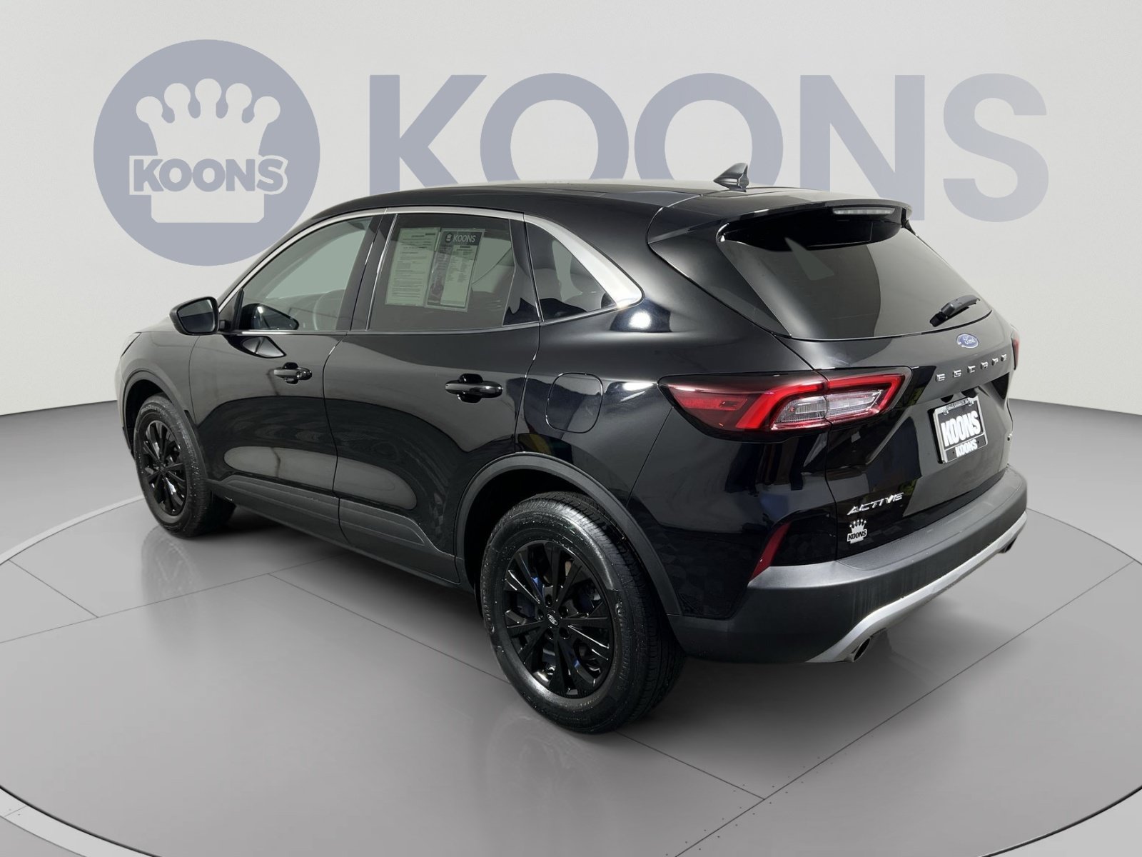 Certified 2023 Ford Escape Active AWD/4WD image 8