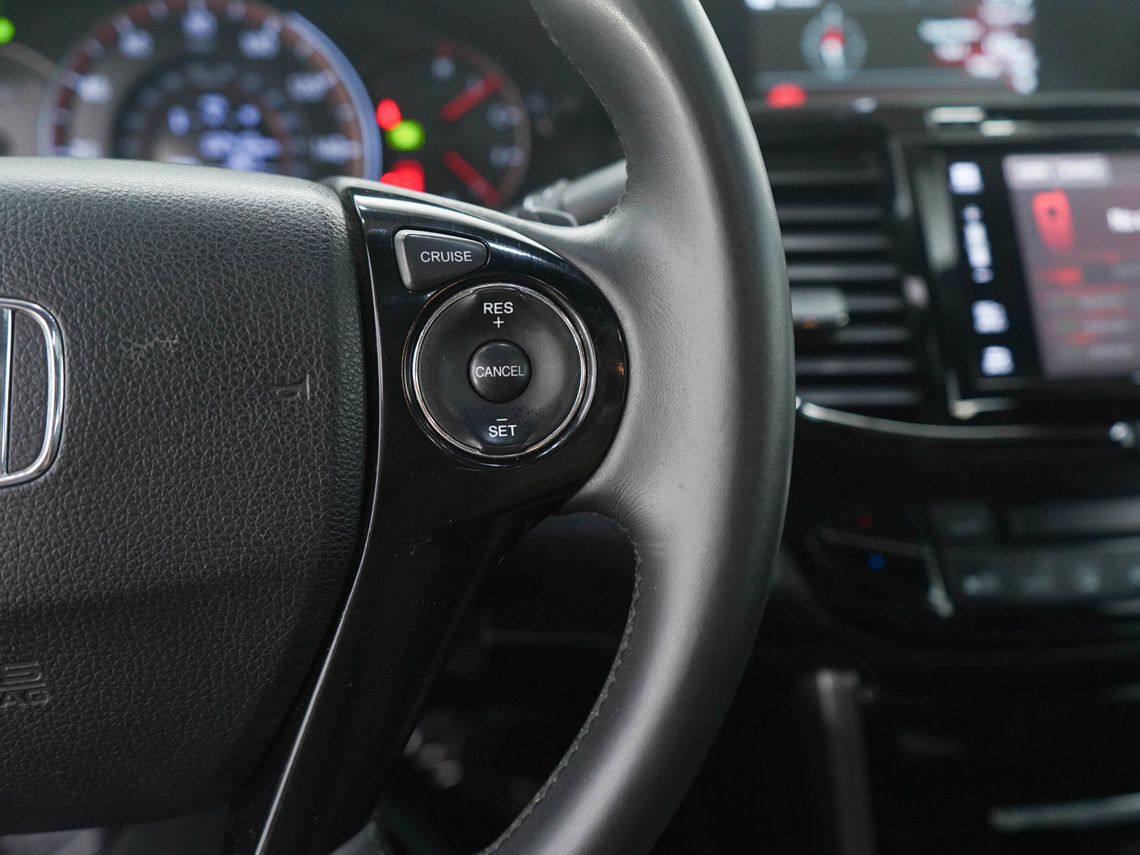 Used 2016 Honda Accord EX-L image 23