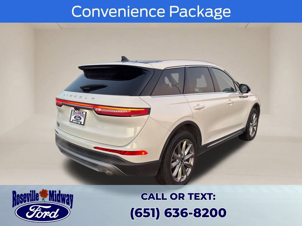 Used 2022 Lincoln Corsair AWD w/ Premium Package image 8