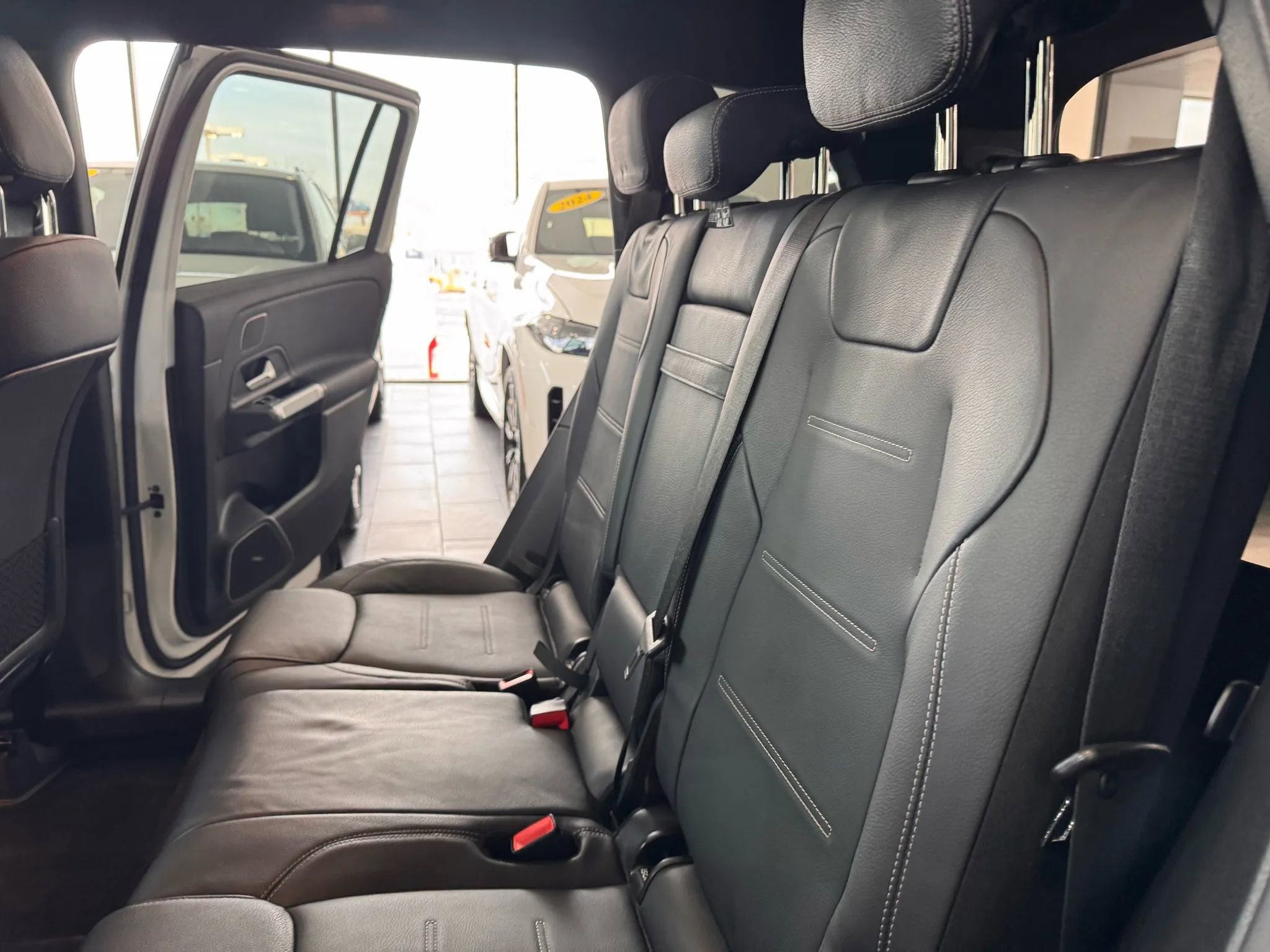 Used 2021 Mercedes-Benz GLB 35 AMG 4MATIC image 20