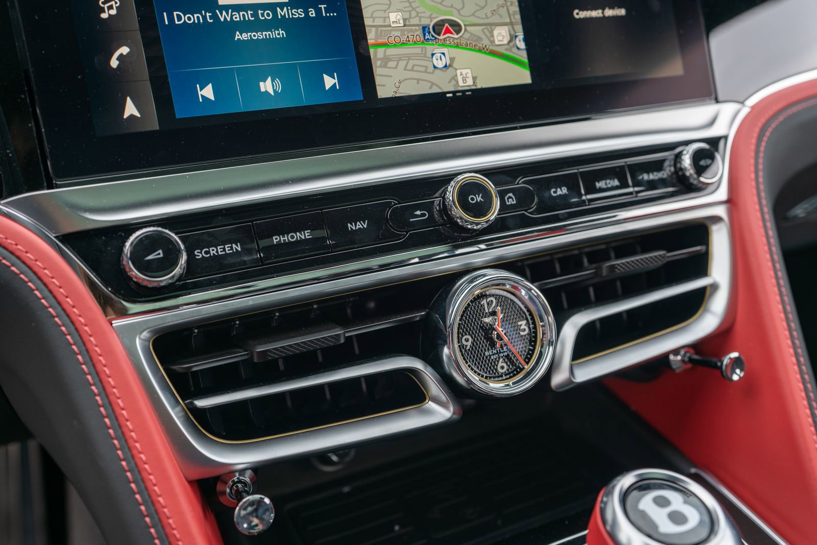 New 2025 Bentley Flying Spur Plug-In Hybrid image 31