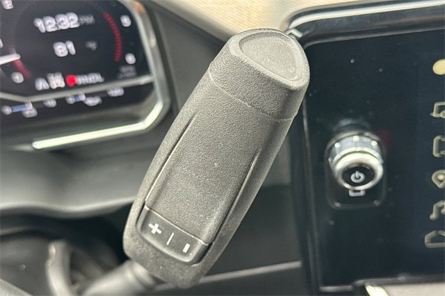 Used 2025 GMC Sierra 3500 Denali image 34