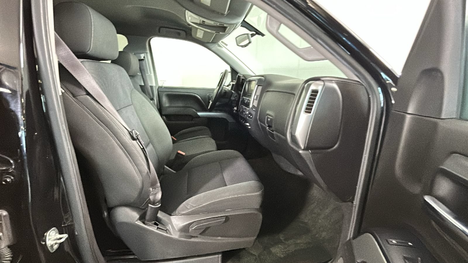 Used 2014 Chevrolet Silverado 1500 LT w/ All Star Edition AWD/4WD image 34