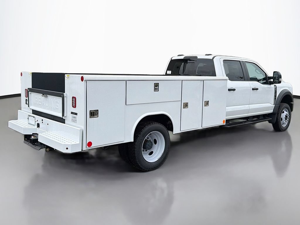 New 2026 Ford F550 4x4 Crew Cab image 8