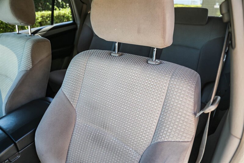 Used 2003 Toyota 4Runner SR5 RWD image 29