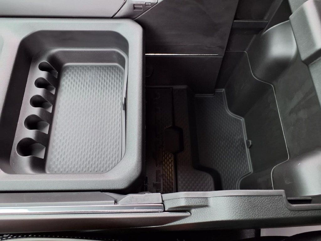 New 2027 RAM 3500 Laramie AWD/4WD image 11