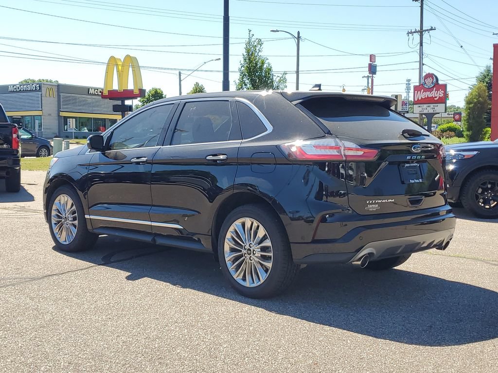 Certified 2022 Ford Edge Titanium w/ Equipment Group 301A AWD/4WD image 5