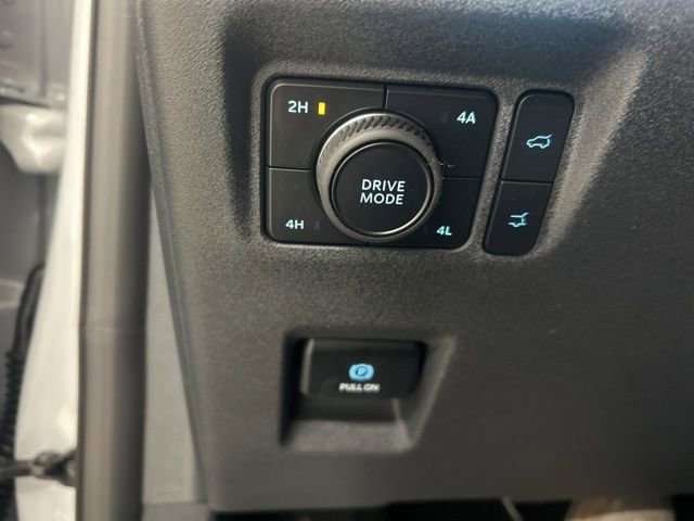 New 2026 Ford Expedition Platinum w/ Stealth Performance Package image 16