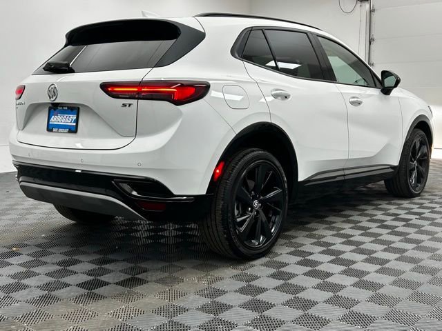 Used 2023 Buick Envision Essence w/ Sport Touring Package image 14