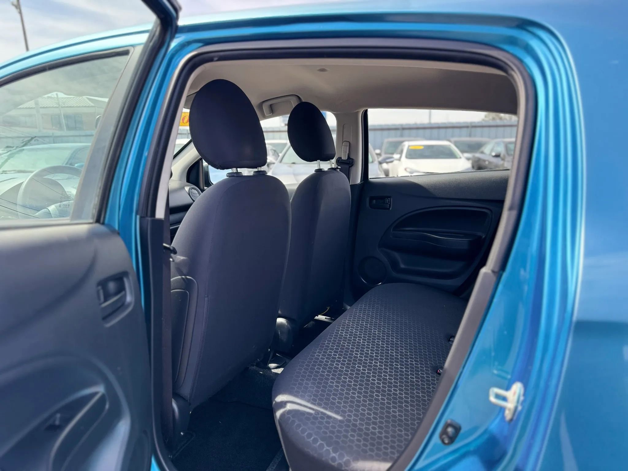 Used 2015 Mitsubishi Mirage DE FWD image 14