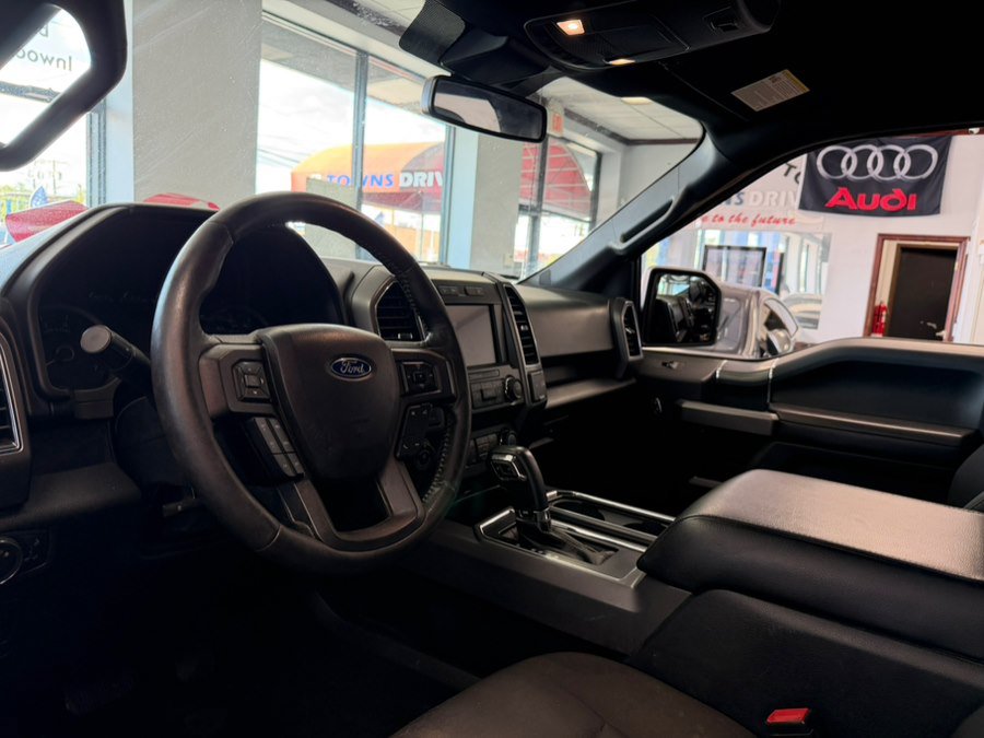 Used 2019 Ford F150 XLT w/ Equipment Group 302A Luxury AWD/4WD image 26