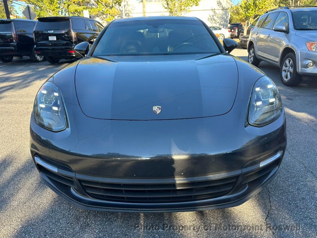 Used 2020 Porsche Panamera image 3