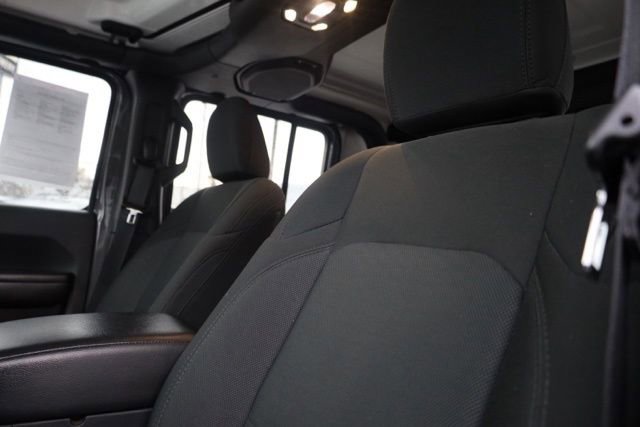 Used 2021 Jeep Gladiator Willys image 20