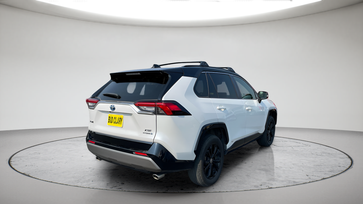 Certified 2023 Toyota RAV4 XSE w/ XSE Grade Weather Package AWD/4WD image 7