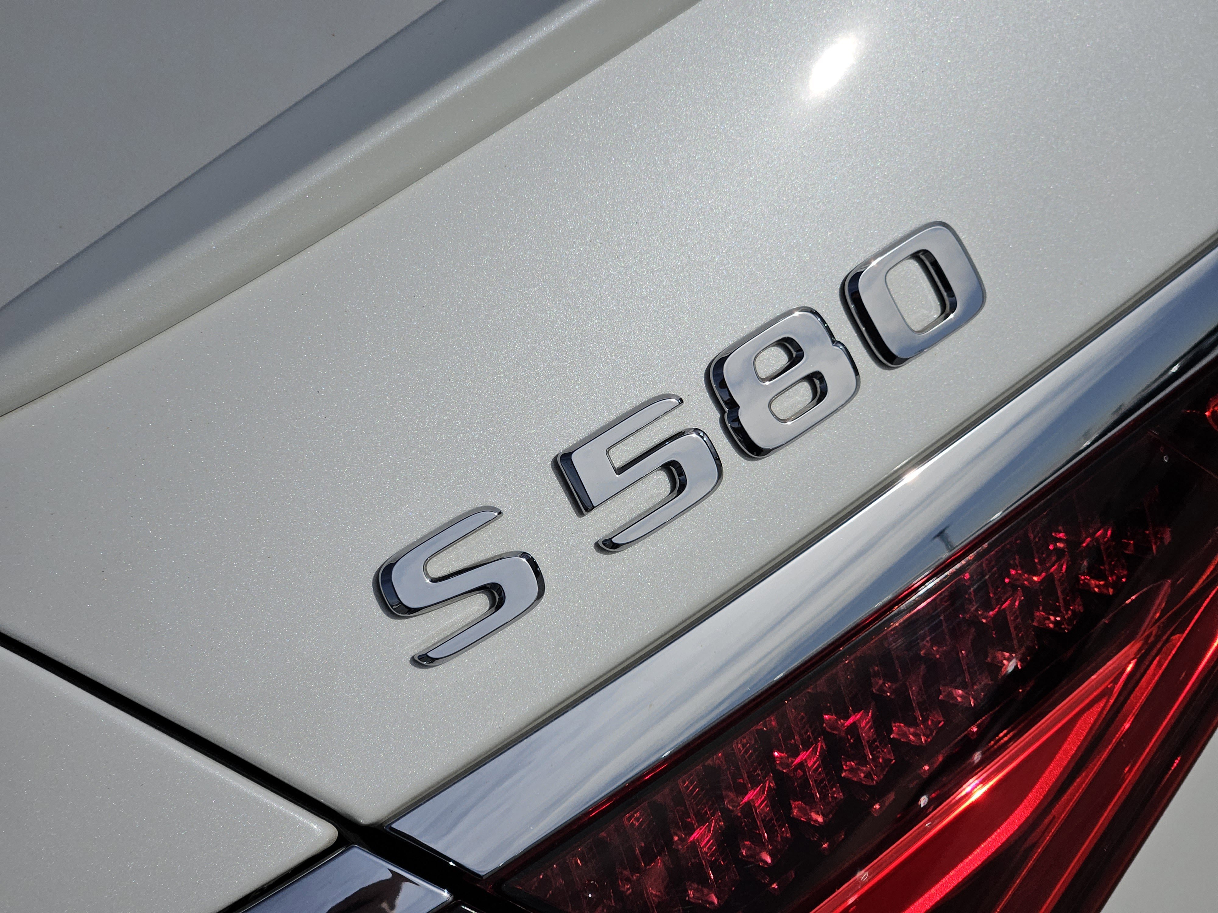 Certified 2022 Mercedes-Benz S 580 4MATIC Sedan image 13