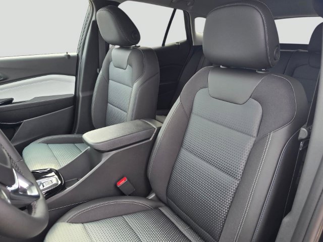 New 2026 Chevrolet Trax LT w/ Driver Confidence Package FWD image 22