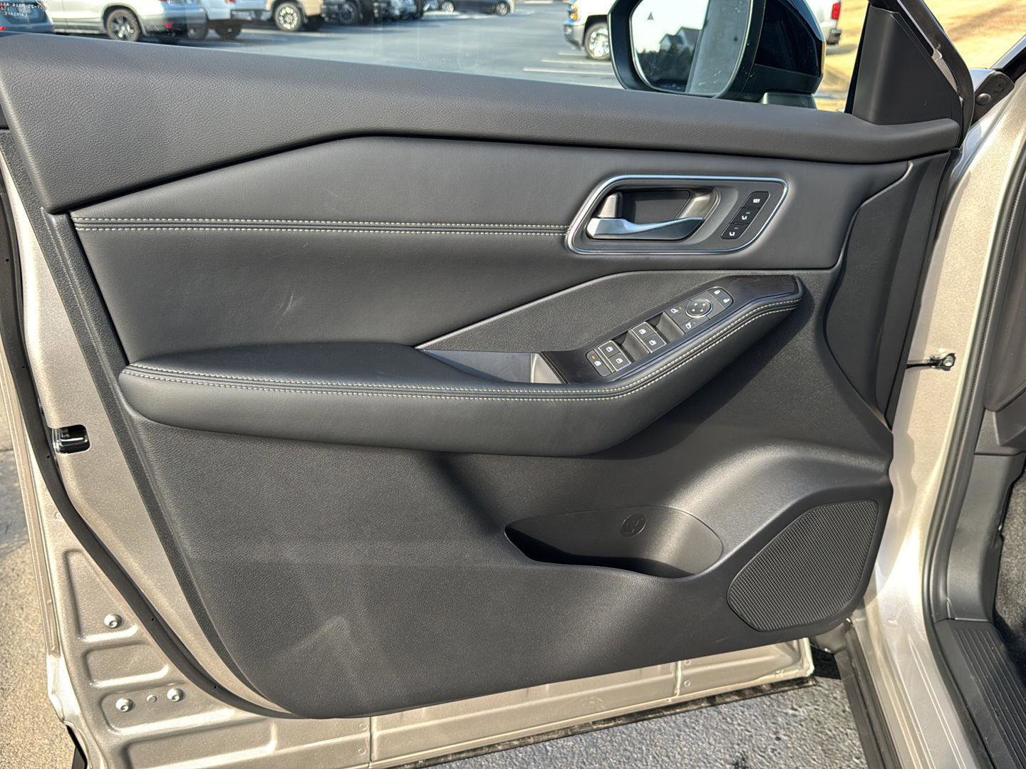 New 2026 Nissan Rogue Platinum w/ Platinum Premium Package image 14