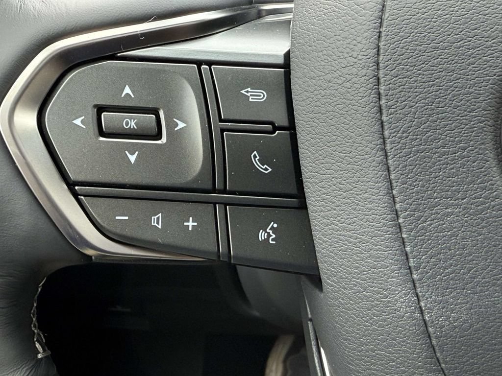 New 2026 Lexus LX 600 4WD w/ Luxury Package image 17